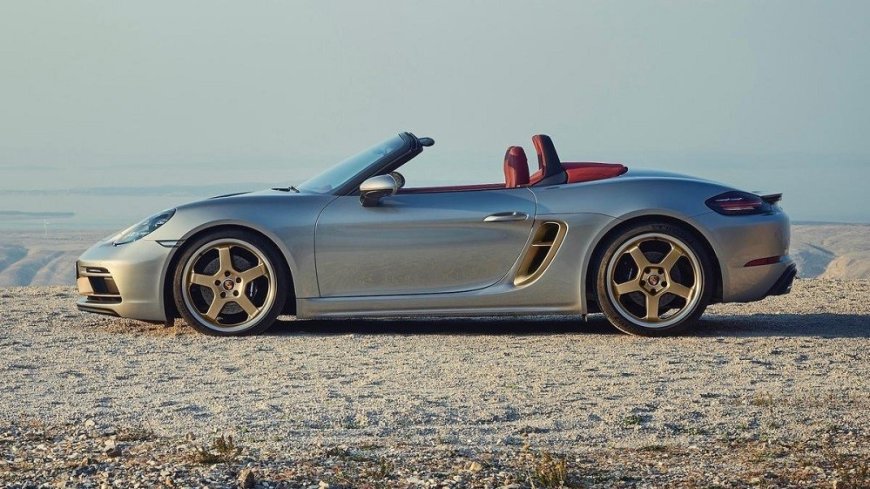 2021 Porsche Boxster