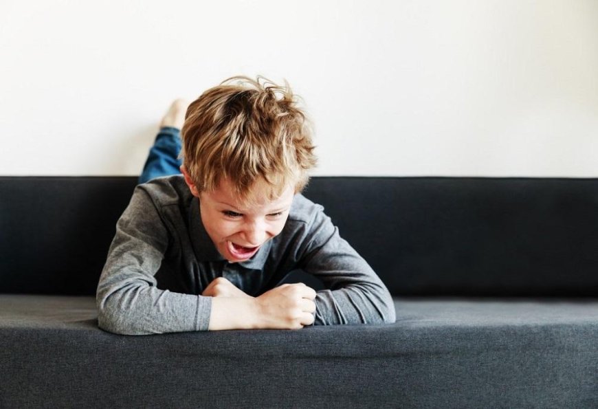 How to deal with anger and rage without breaking the child: 9 tips from psychologists