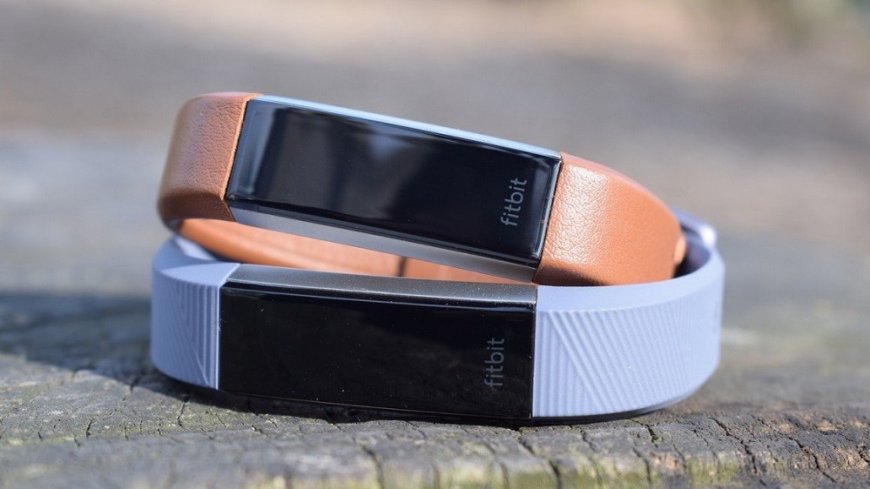 Can you write text on Fitbit Alta HR?