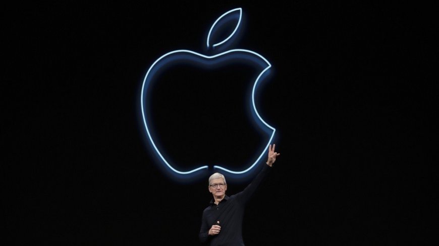 Apple has filed a lawsuit against the famous graphic designer