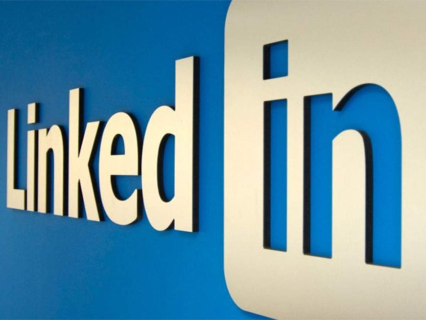 Microsoft censors LinkedIn in China