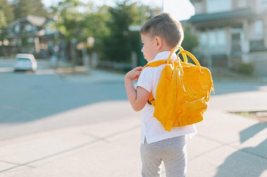 What to pack for your child for a school trip?