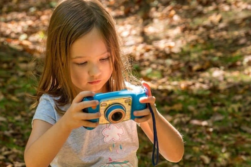 Photo cameras for boys and girls to start in photography
