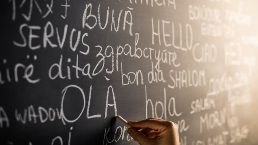 5 everyday tricks that teach you a language