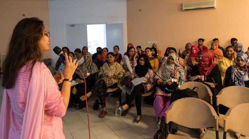 Professional development workshops in Karachi